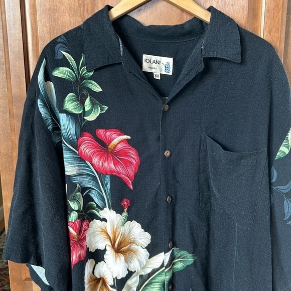 Vintage Iolani Hawaiian Men's Hawaiian Shirt Size XXL with Hibiscus Flowers - Picture 2 of 6